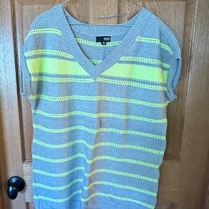 A.N.A  Sleeveless V-Neck Sweater.  Gray and green.  Size XL.
